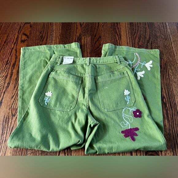 FREE PEOPLE We The Free - Summer Bloom Embroidered Jeans size 28 - Picture 6 of 6